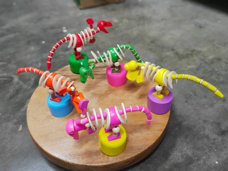 wooden pressing dinosure toys