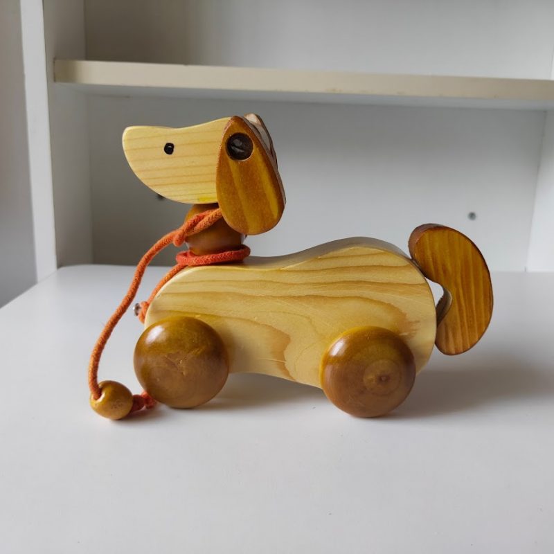 Dog wooden pulling toys